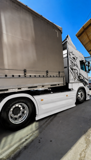Scania-Volvo Uyumlu Depo Yanlık